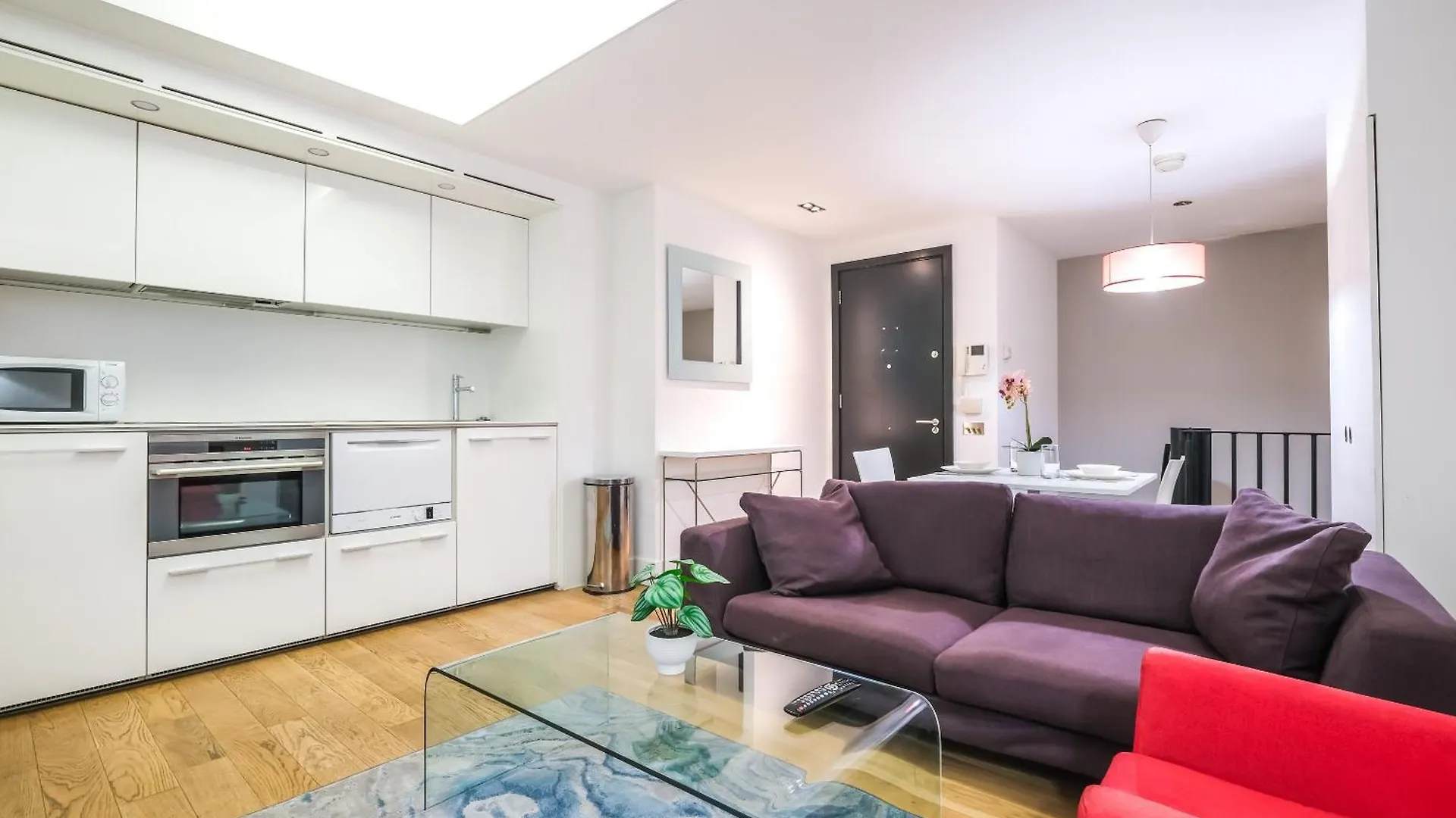 Apartment Stunning Serviced Apartments, Steps From Monument Station London United Kingdom