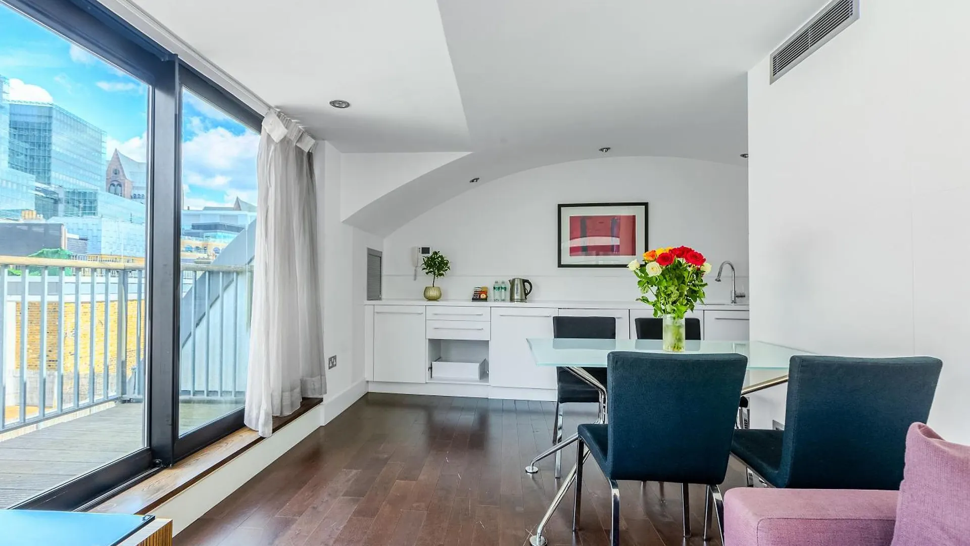 Stunning Serviced Apartments, Steps From Monument Station London 0*,  Großbritannien