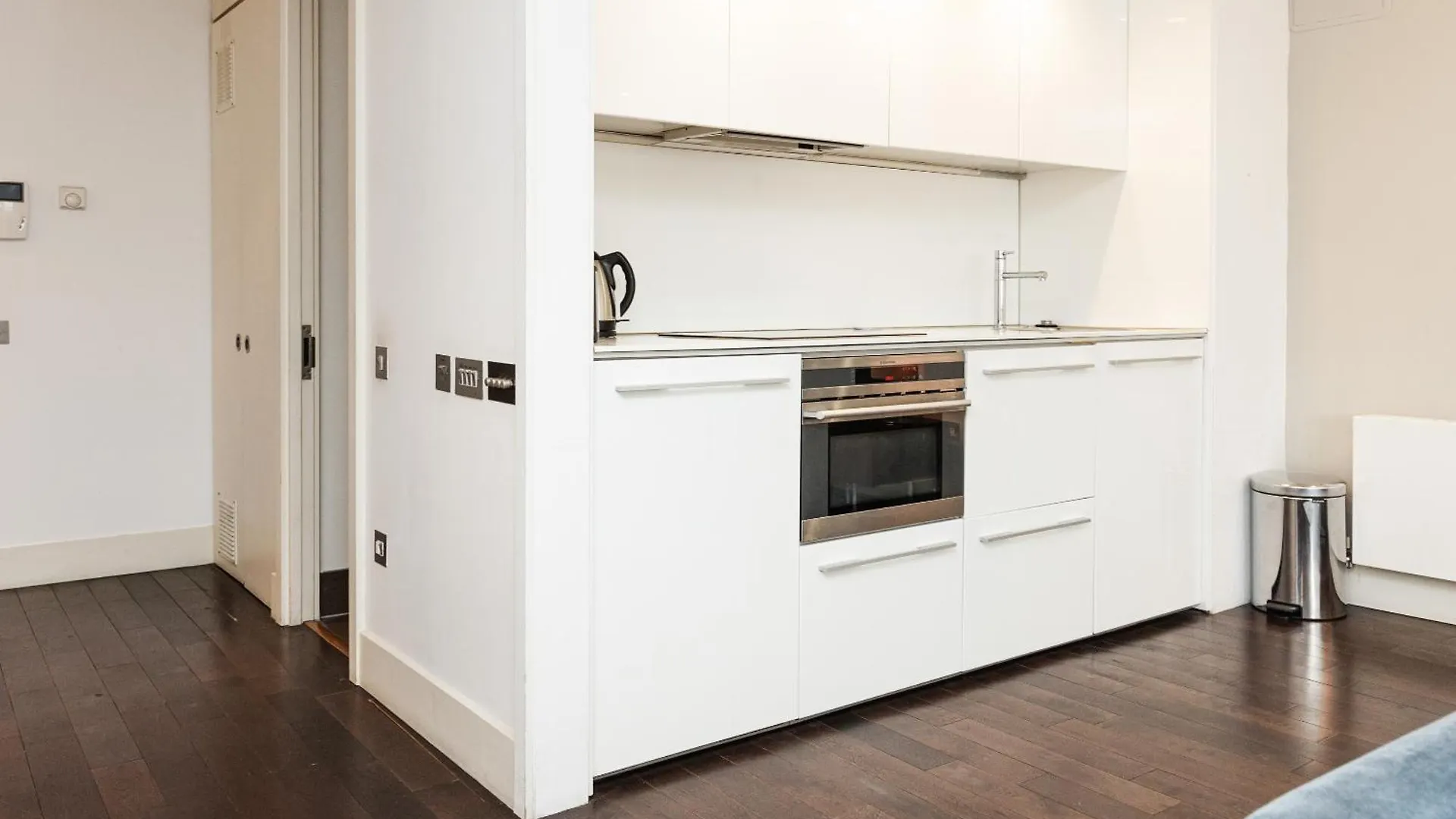לונדון Stunning Serviced Apartments, Steps From Monument Station בריטניה