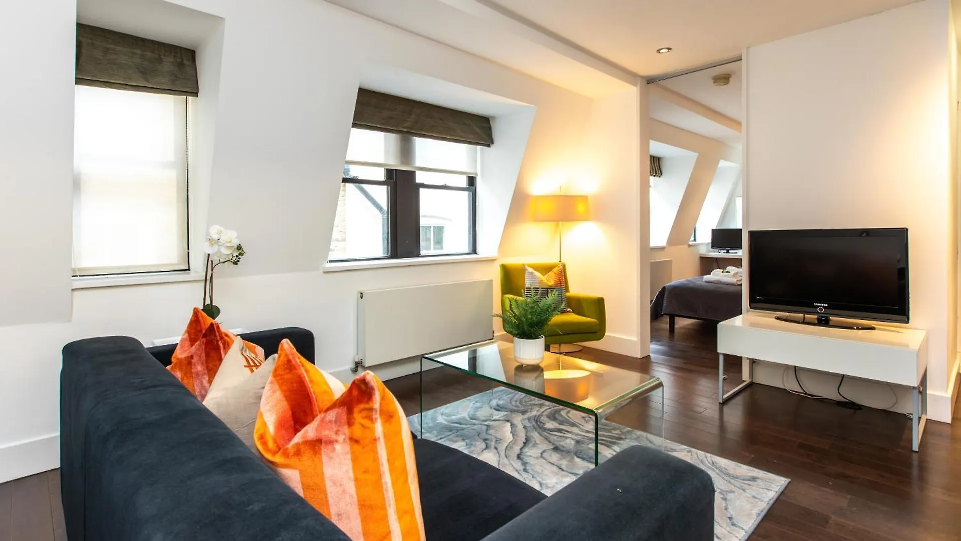 לונדון Stunning Serviced Apartments, Steps From Monument Station בריטניה