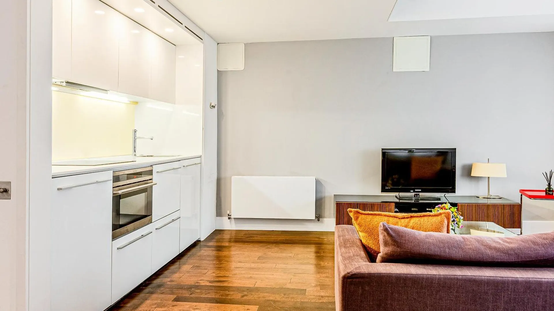 Stunning Serviced Apartments, Steps From Monument Station London Großbritannien