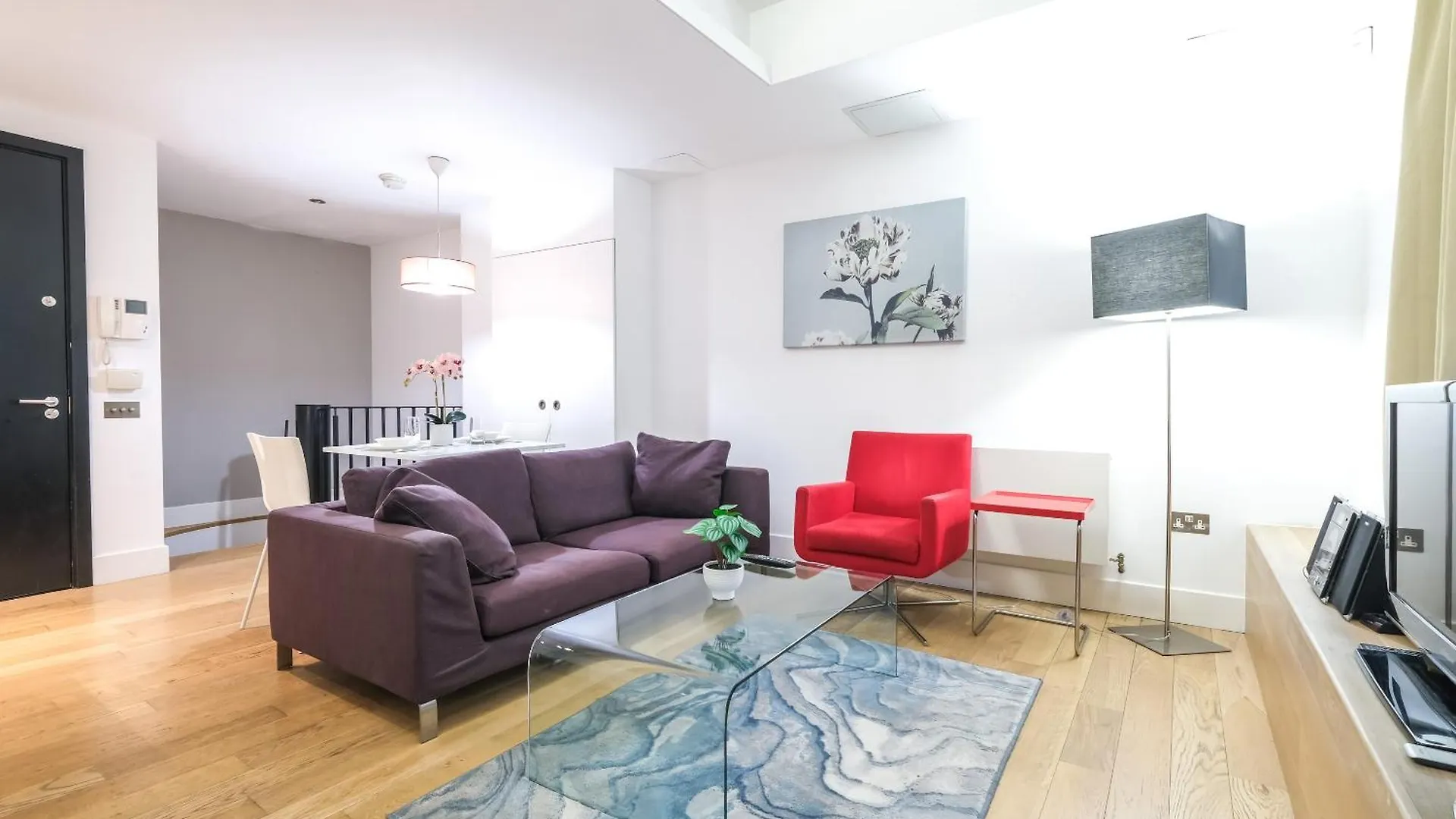 לונדון Stunning Serviced Apartments, Steps From Monument Station בריטניה