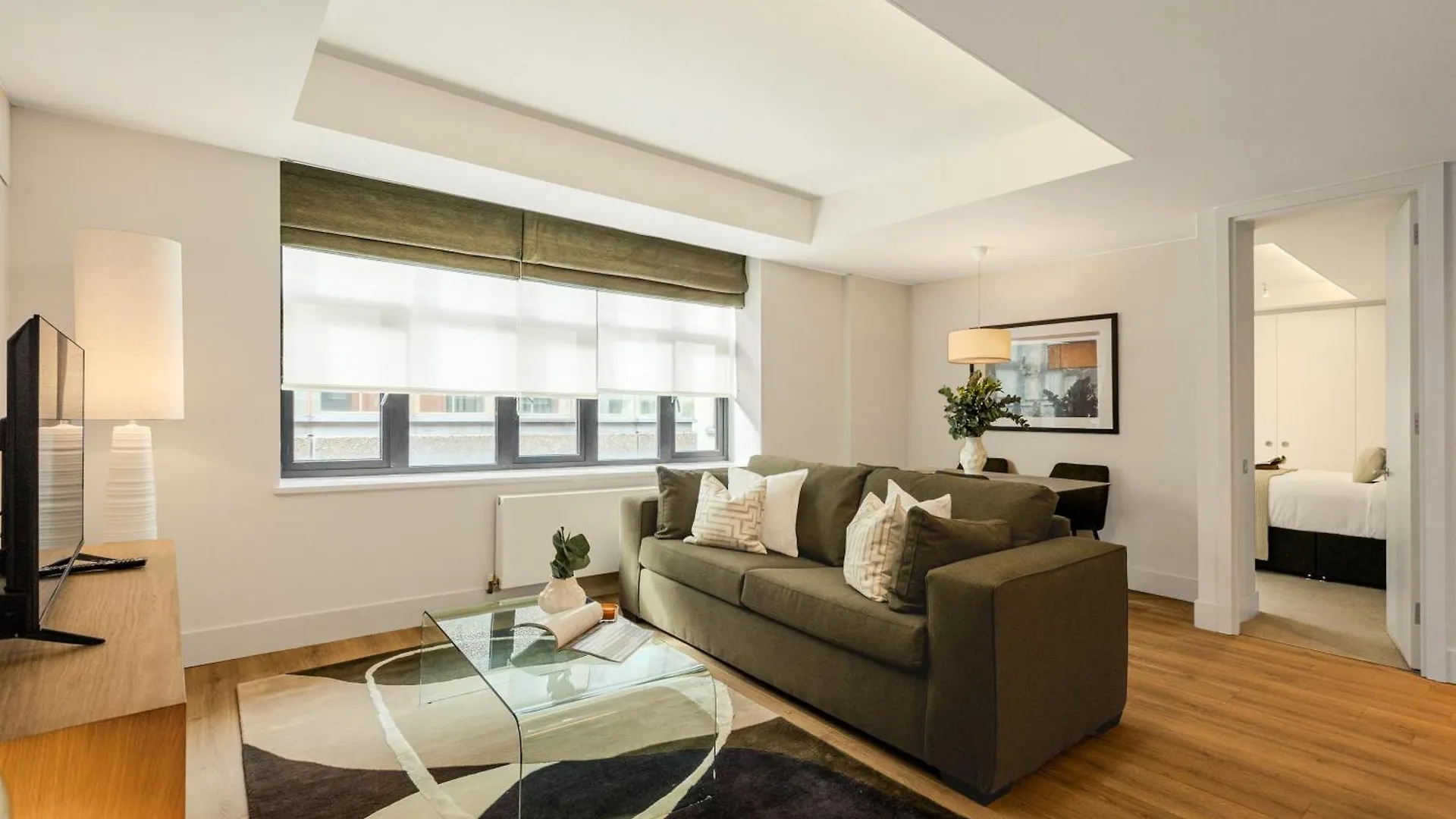 לונדון Stunning Serviced Apartments, Steps From Monument Station