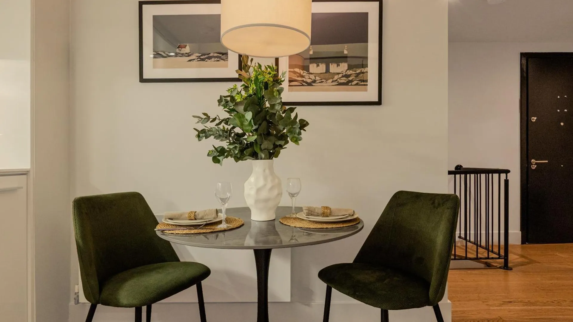 לונדון Stunning Serviced Apartments, Steps From Monument Station 0*,  בריטניה